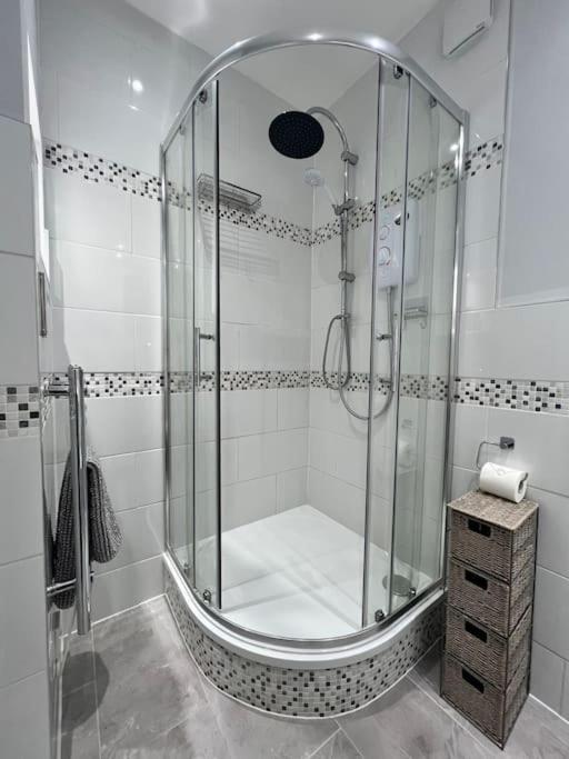 Bright, First Floor, One Bedroom Flat In Wimborne Wimborne Minster Extérieur photo
