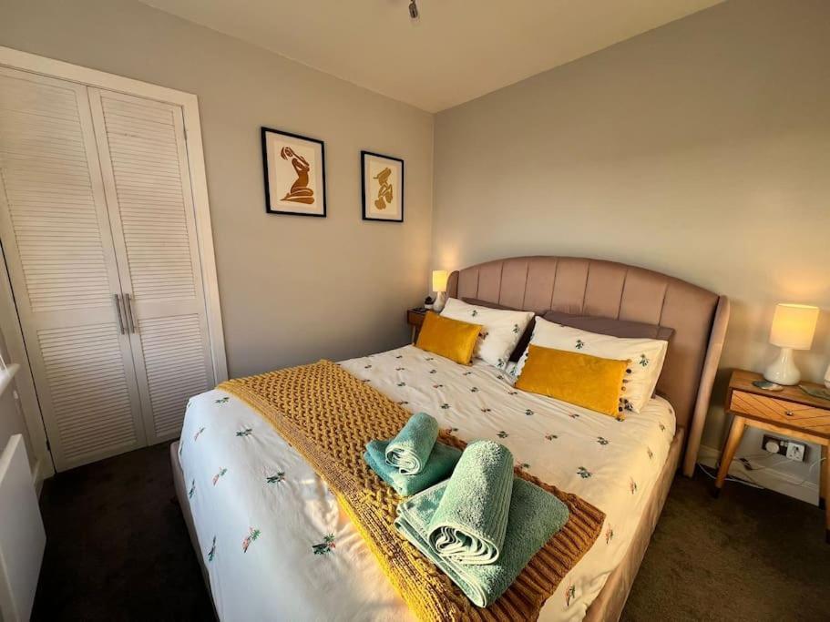 Bright, First Floor, One Bedroom Flat In Wimborne Wimborne Minster Extérieur photo